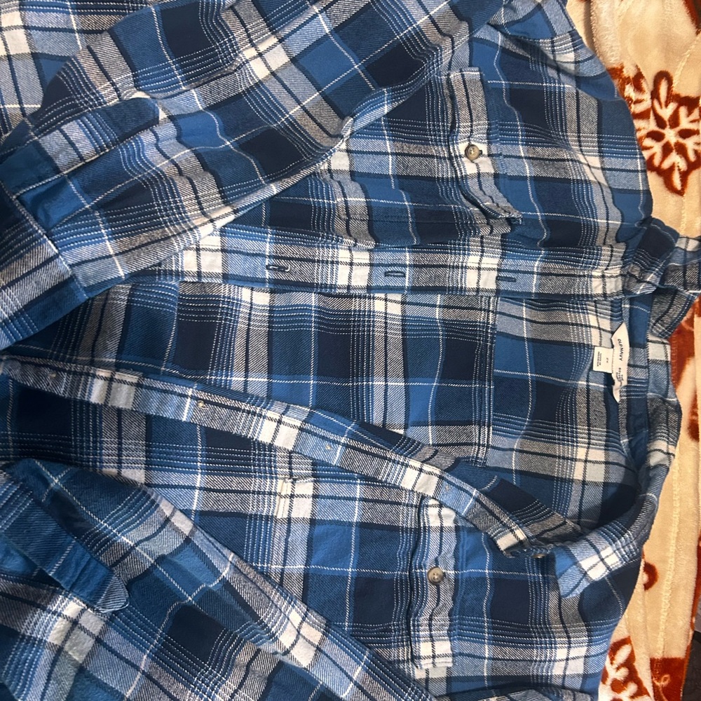 Old Navy Men's Navy and White Checkered Shirt